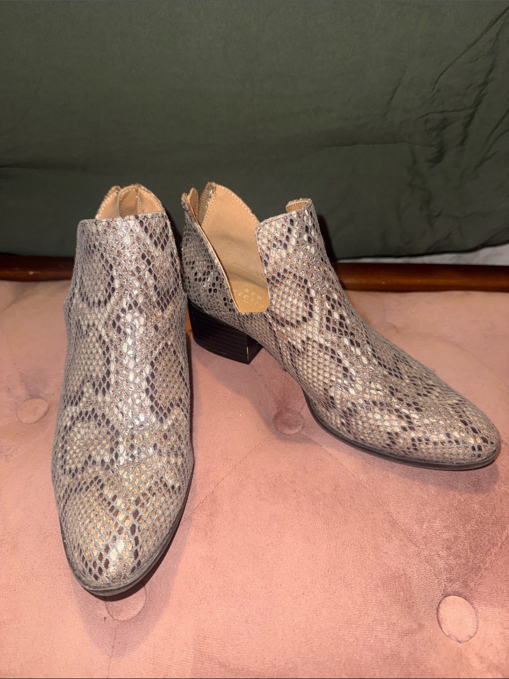 Womens Snake-Print Cutout Ankle Boots - Gray